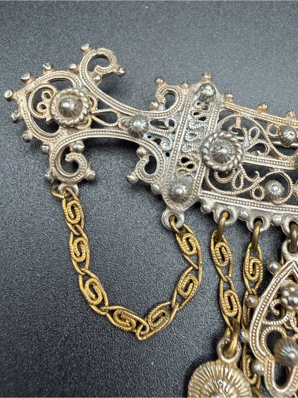 Vintage Jambiya or Scimitar dagger filigree brooch #809 - Picture 6 of 12